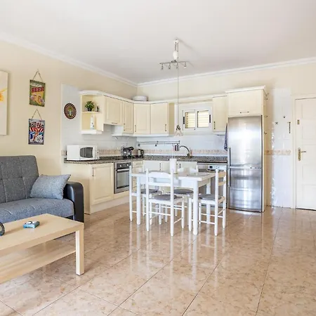 Appartement Awesome In With Wifi